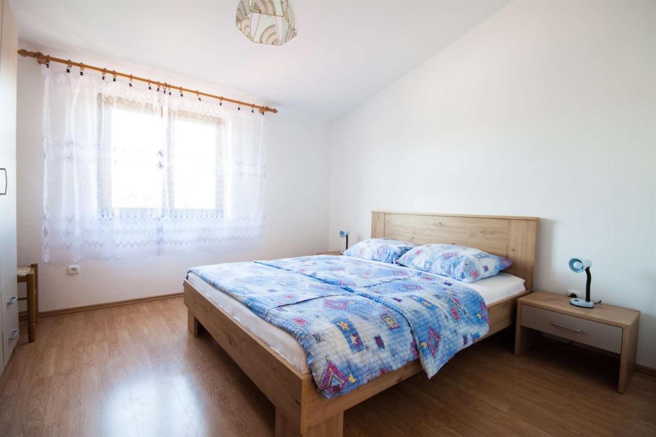Apartments Dara 우마그 외부 사진